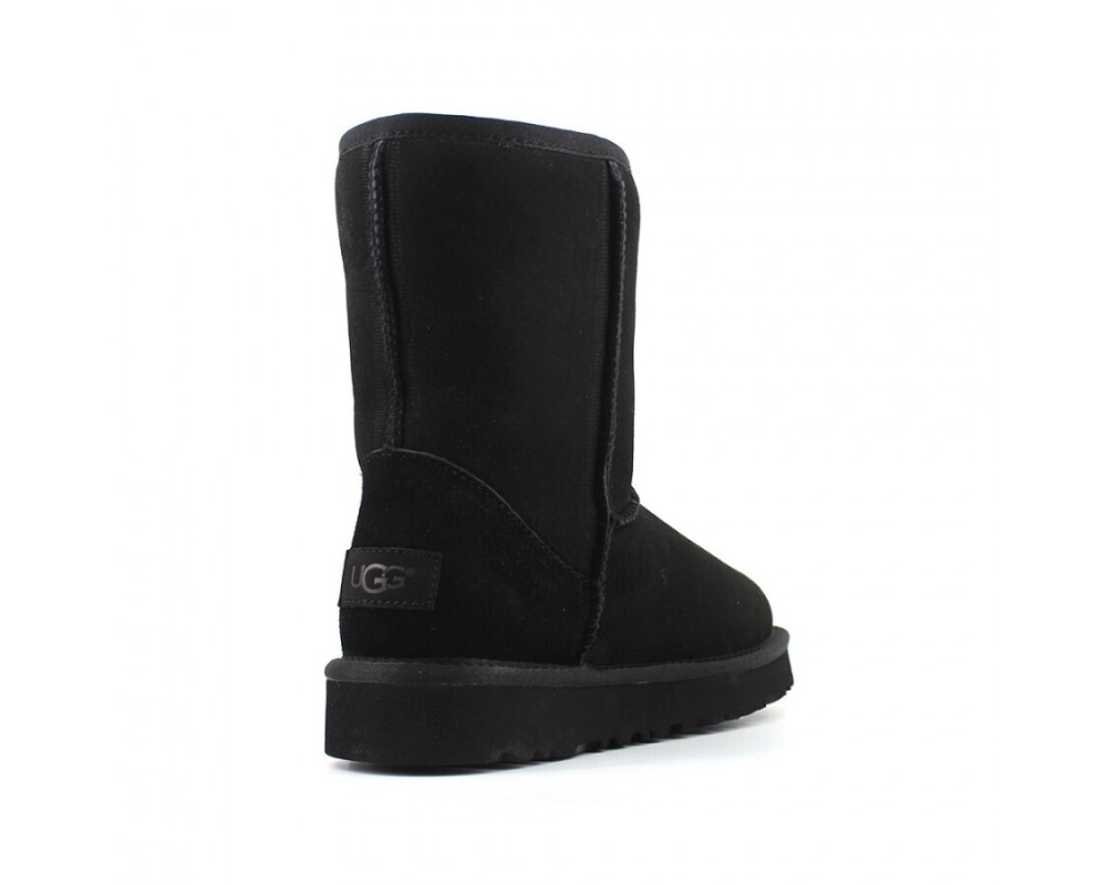 Купить UGG Classic Short II Black