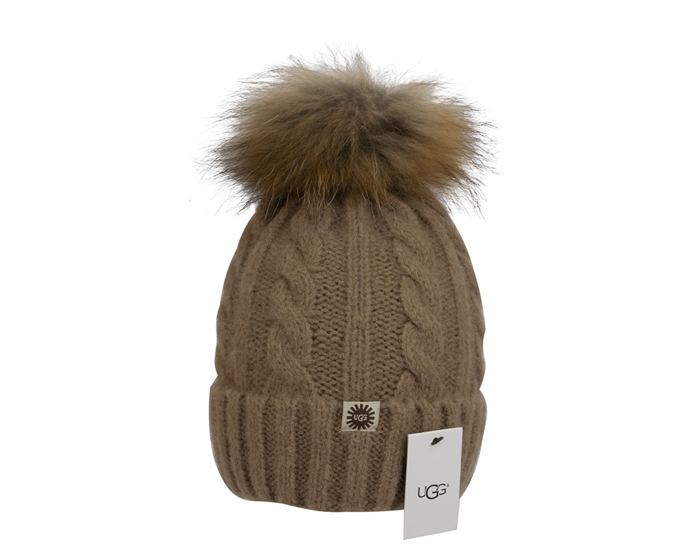 Купить UGG Hat Sand