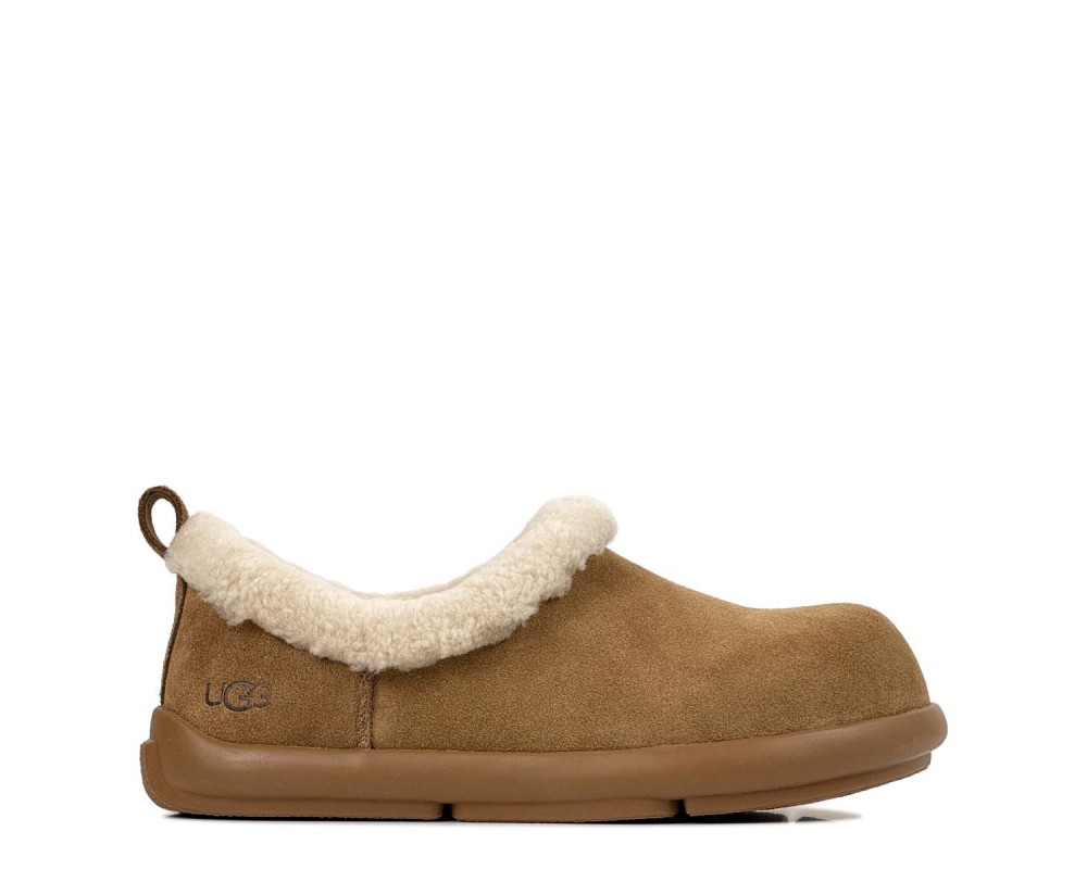 Купить UGG Finish Slipper Chestnut
