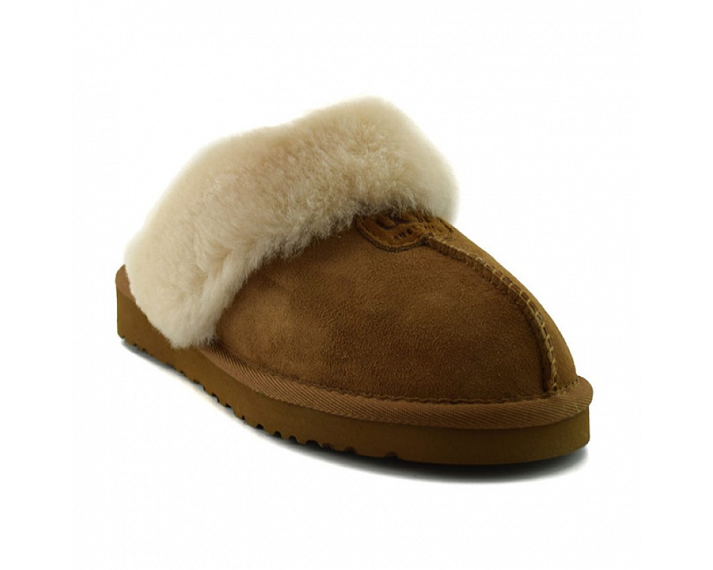 Купить UGG Slippers Scufette Chestnut