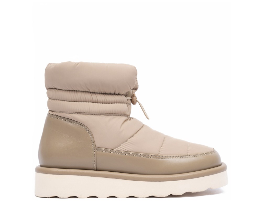 Купить Ugg Classic Mini Blow Sand