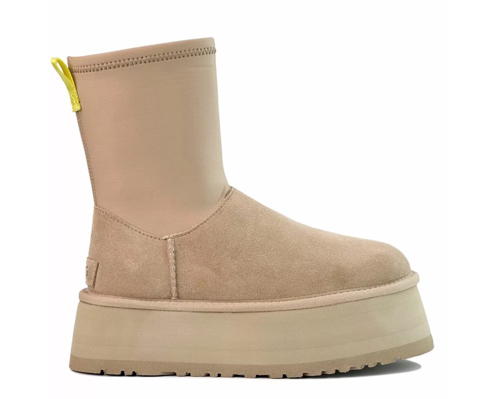 Купить UGG Classic Dipper Boot sand