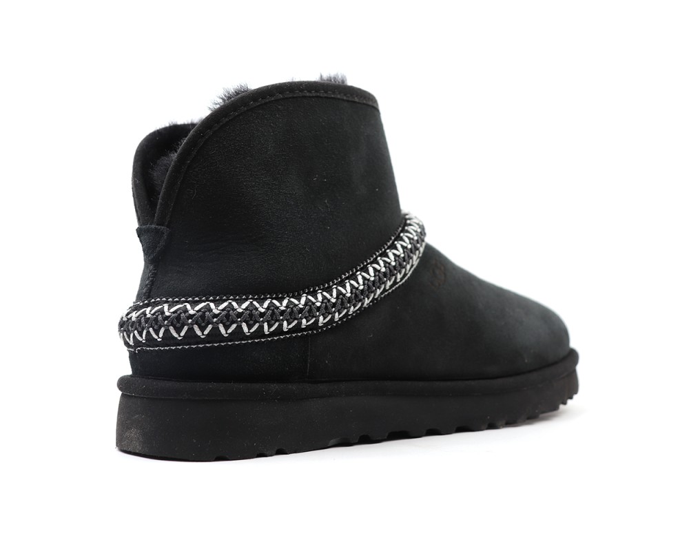 Купить UGG Classic Mini Cresent Black