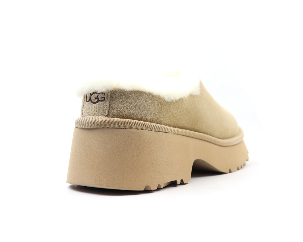 Купить UGG New Heights Cozy Clog Sand