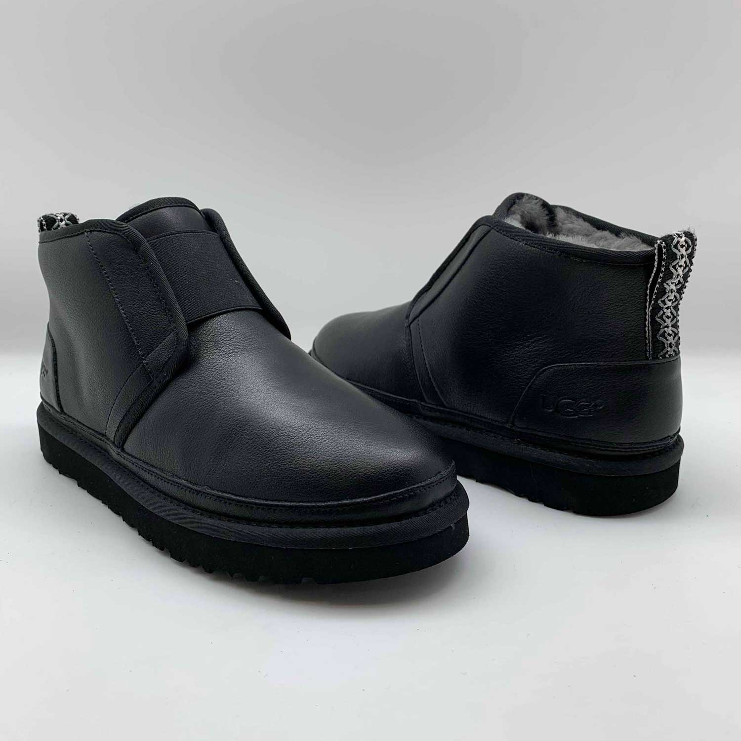 UGG Neumel Flex Leather Black