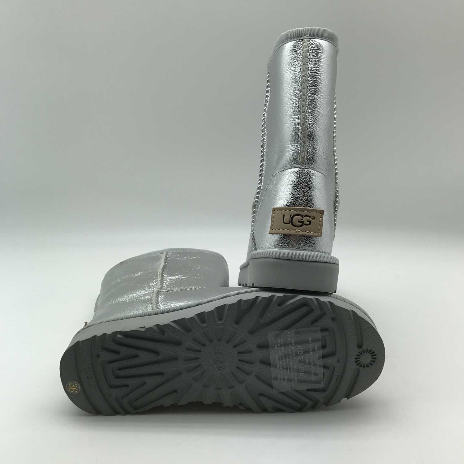 UGG Classic Short Silver