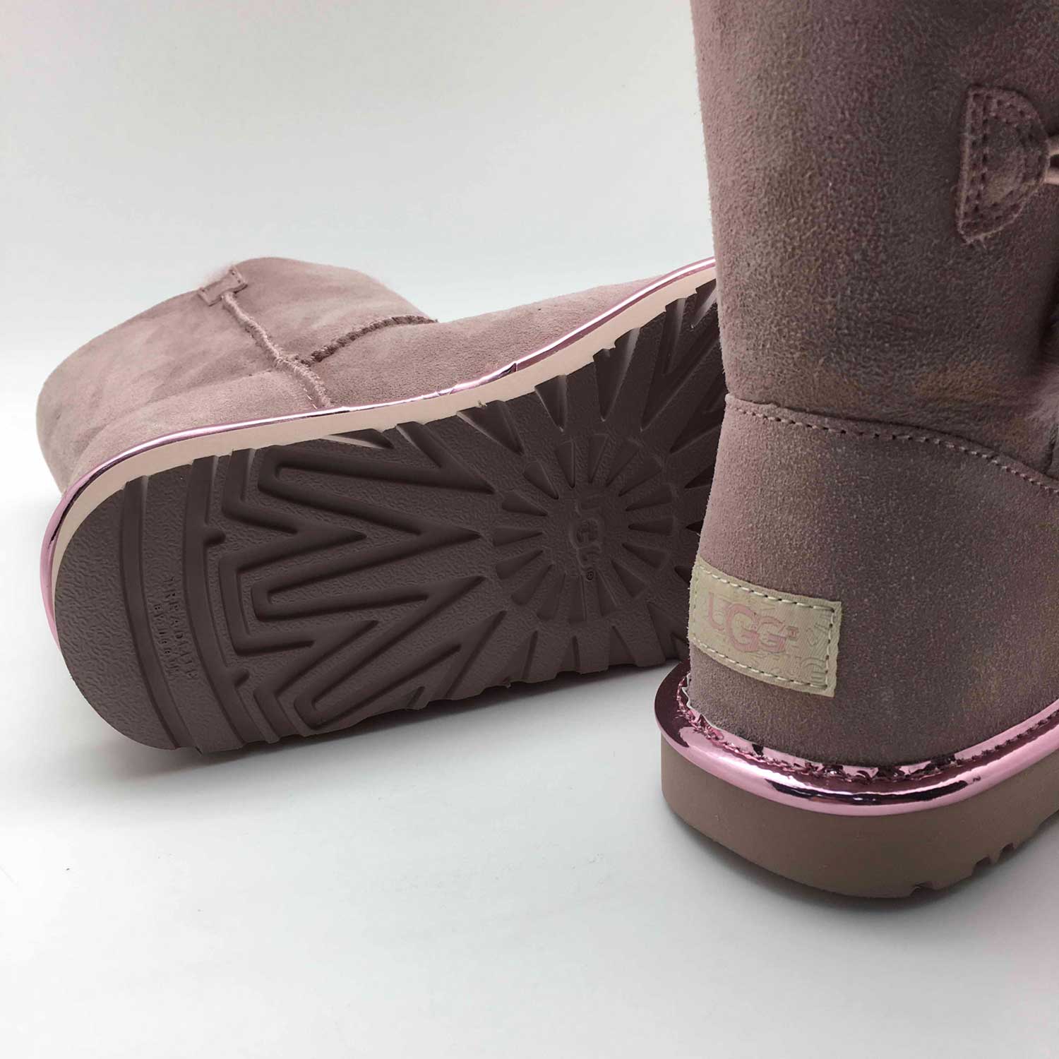 UGG Bailey Button II Metallic Dusk