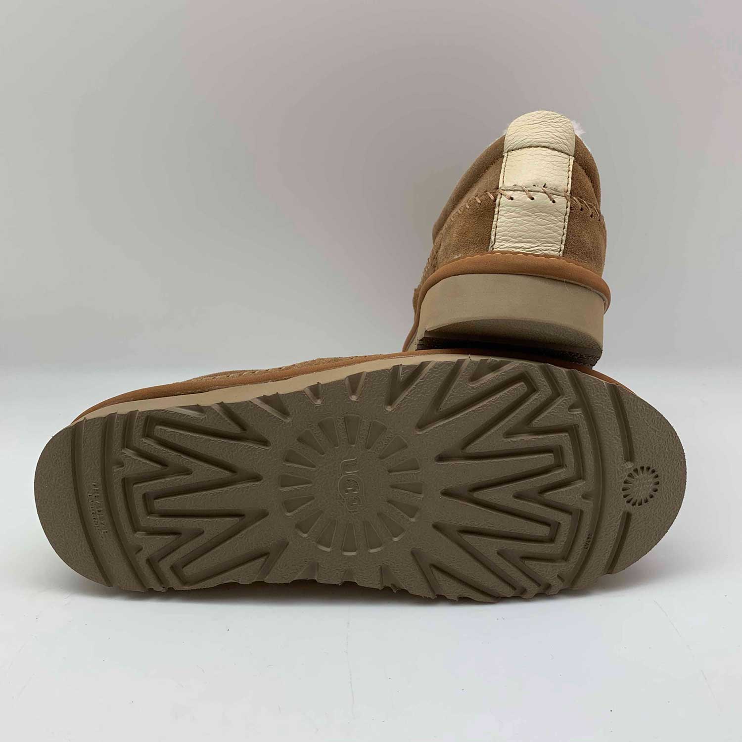 UGG Stich Slip On Men Chestnut