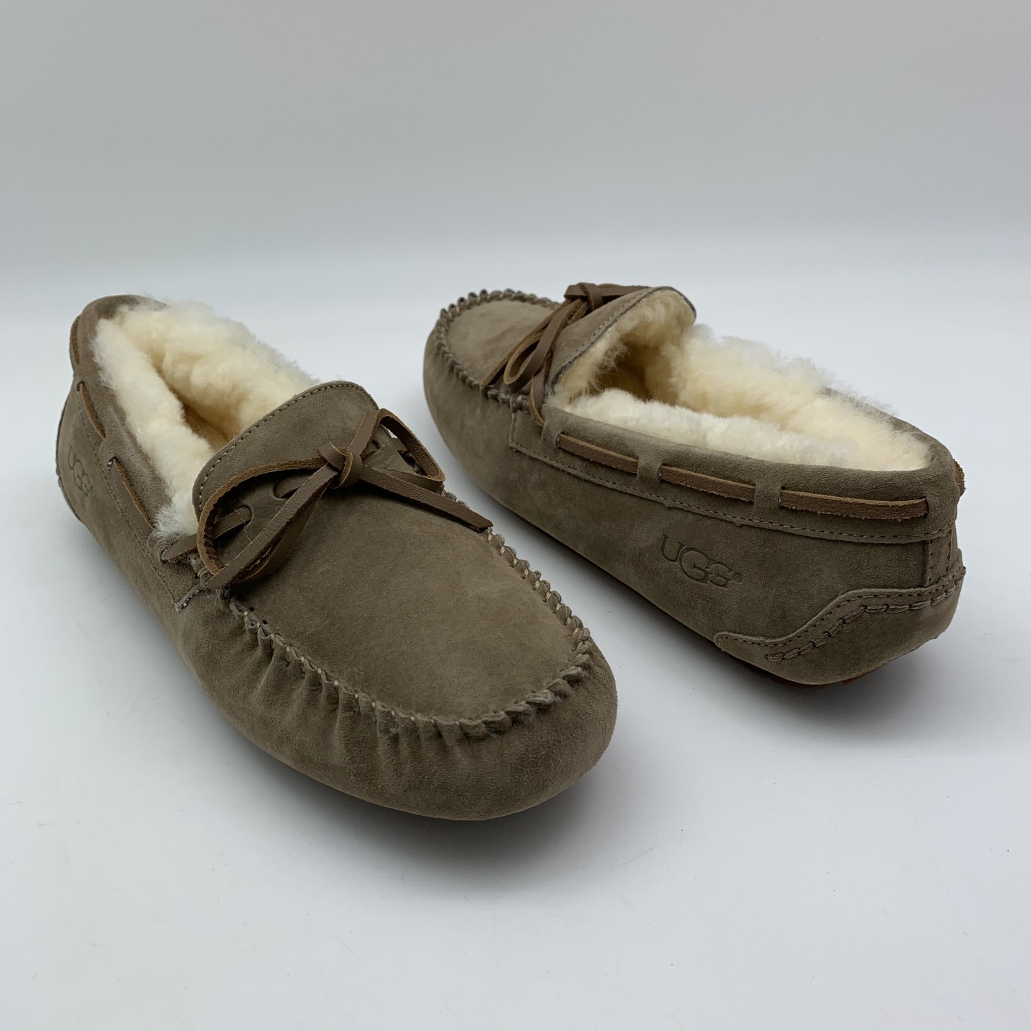 UGG Moccasins Dakota Khaki