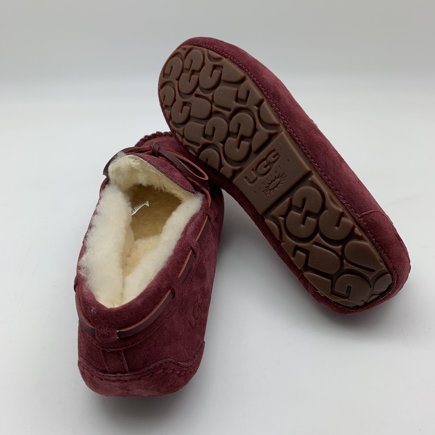 UGG Dakota Wine