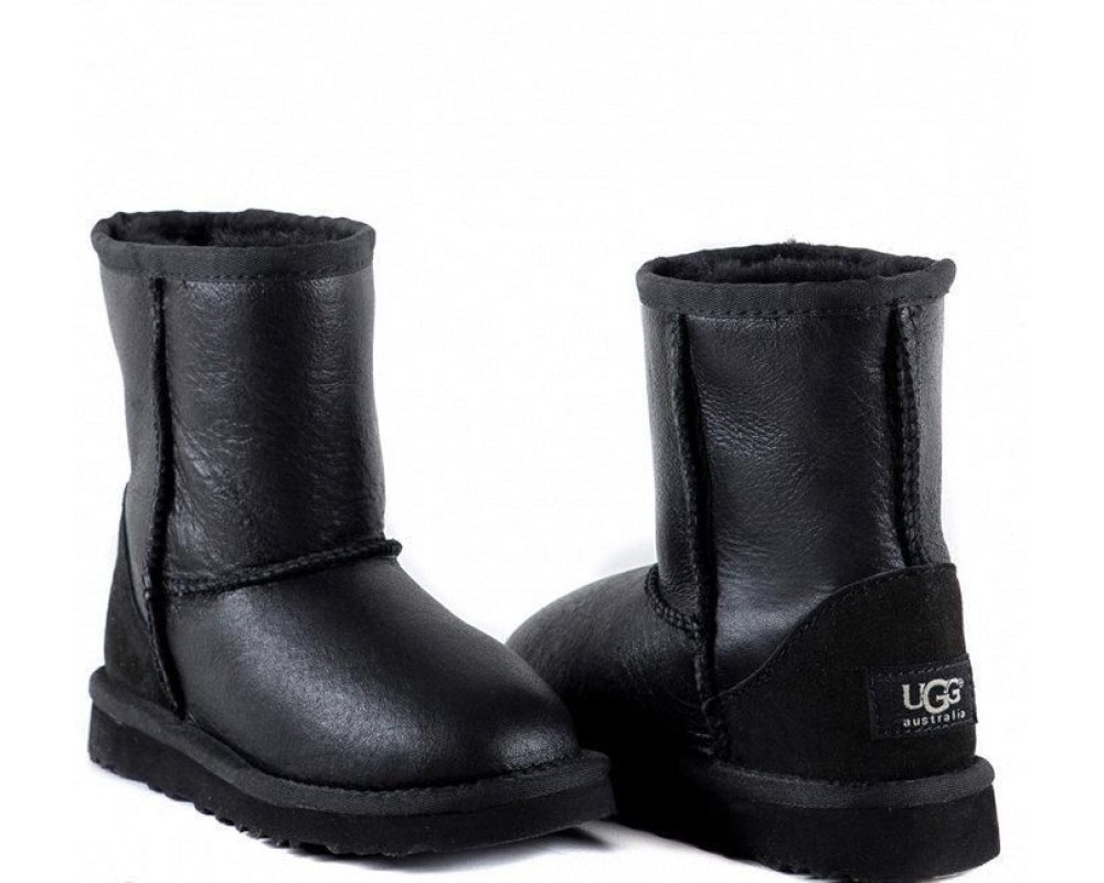 Купить UGG Kids Classic Short Metallic Black