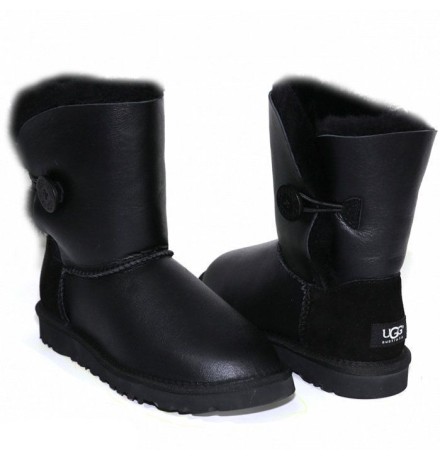 UGG Bailey Button Metallic Black