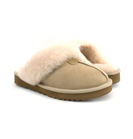 UGG Slippers Scufette Sand