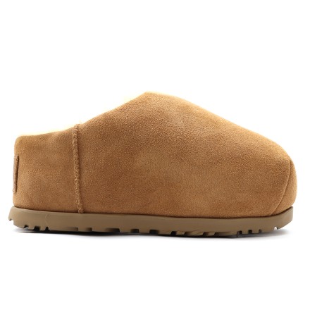 UGG Pumped Slide Chestnut