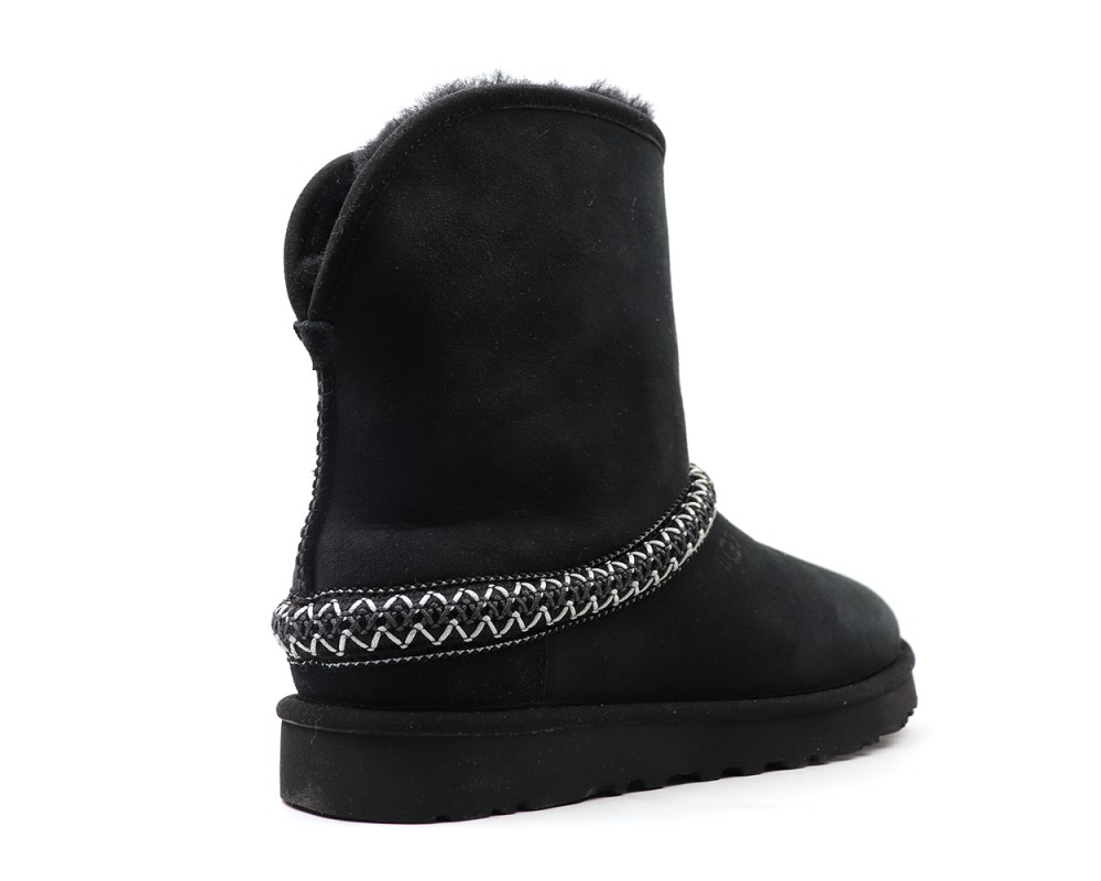 Купить UGG Classic Short Cresent Black