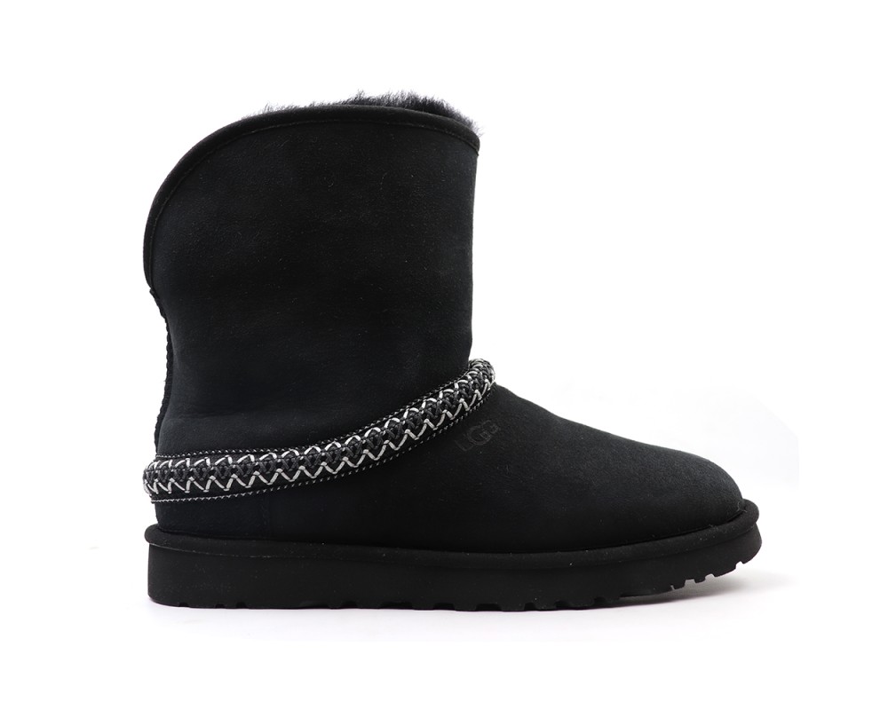 Купить UGG Classic Short Cresent Black