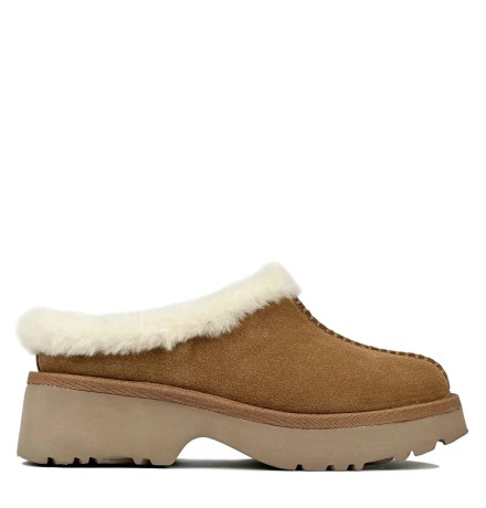 UGG New Heights Cozy Clog Chestnut