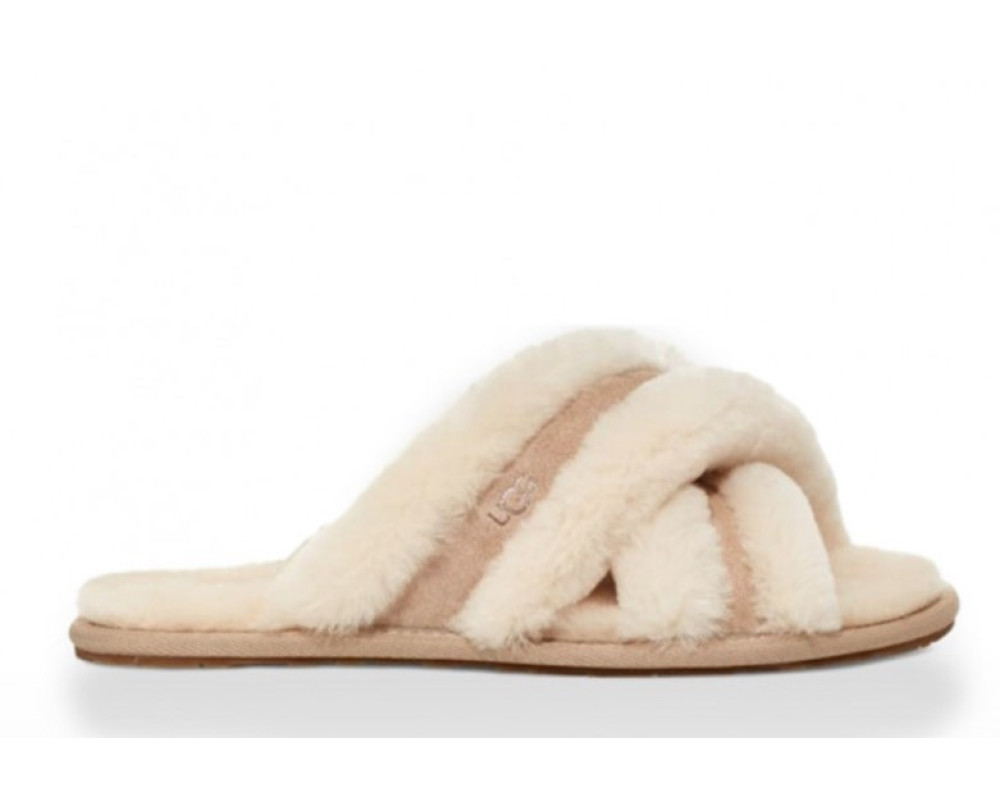 UGG Scuffita Slipper Sand