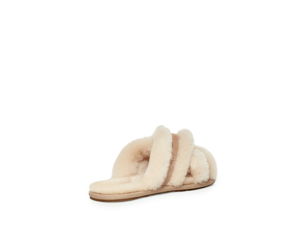 UGG Scuffita Slipper Sand