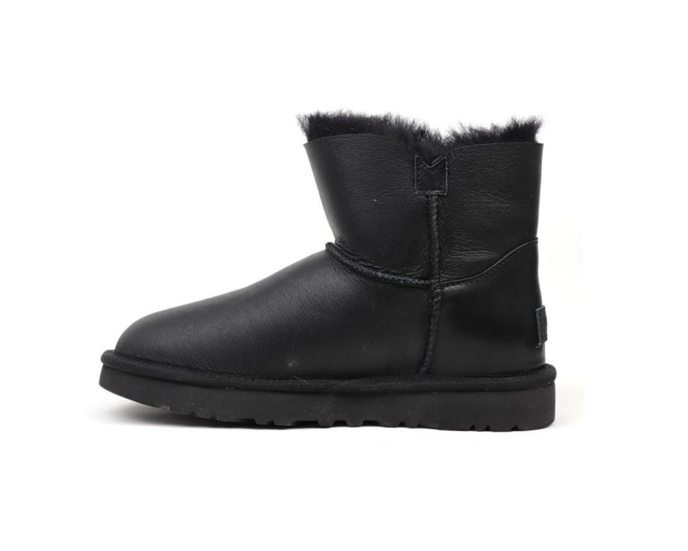 UGG Bailey Zip Mini Black