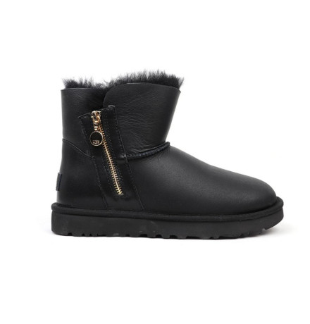 UGG Bailey Zip Mini Black