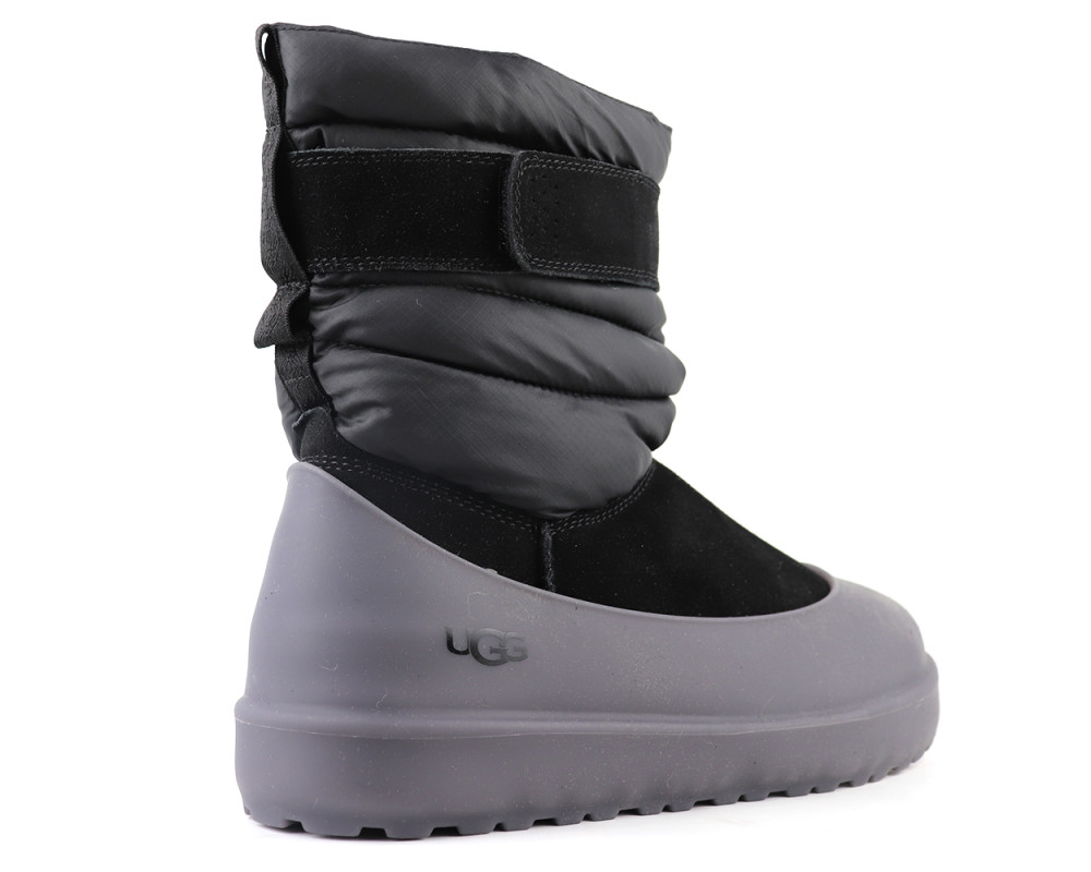 UGG Classic Short Pull-On Wheater Black