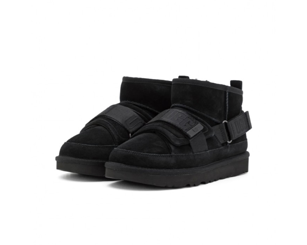 UGG Ultra Mini Hybrid Black