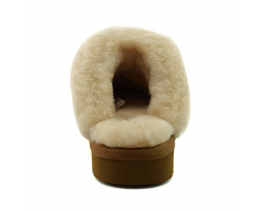 UGG Slippers Scufette Chestnut