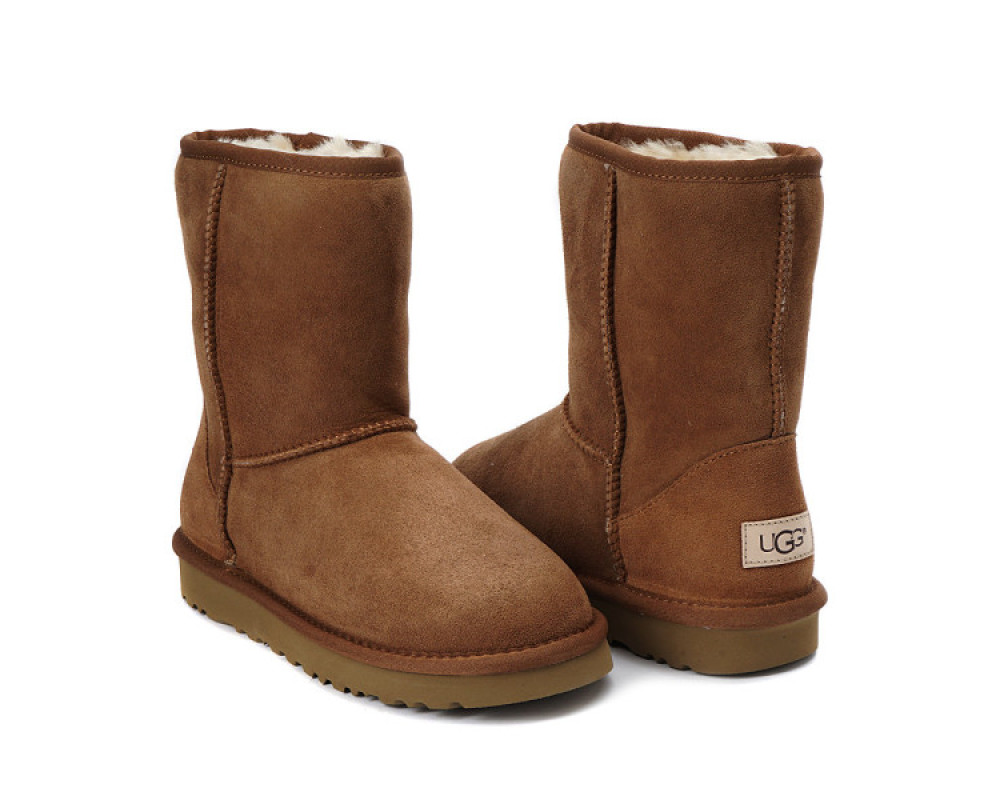 UGG Classic Short II Chestnut