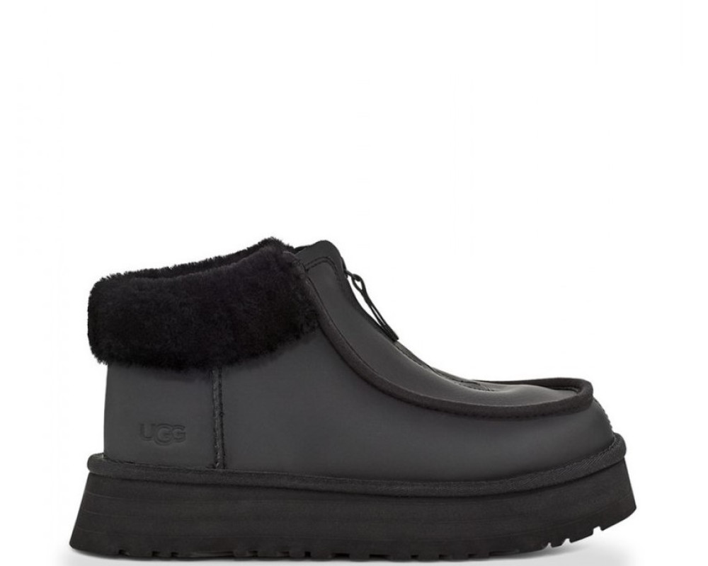 UGG Funkette Platform Leather Black