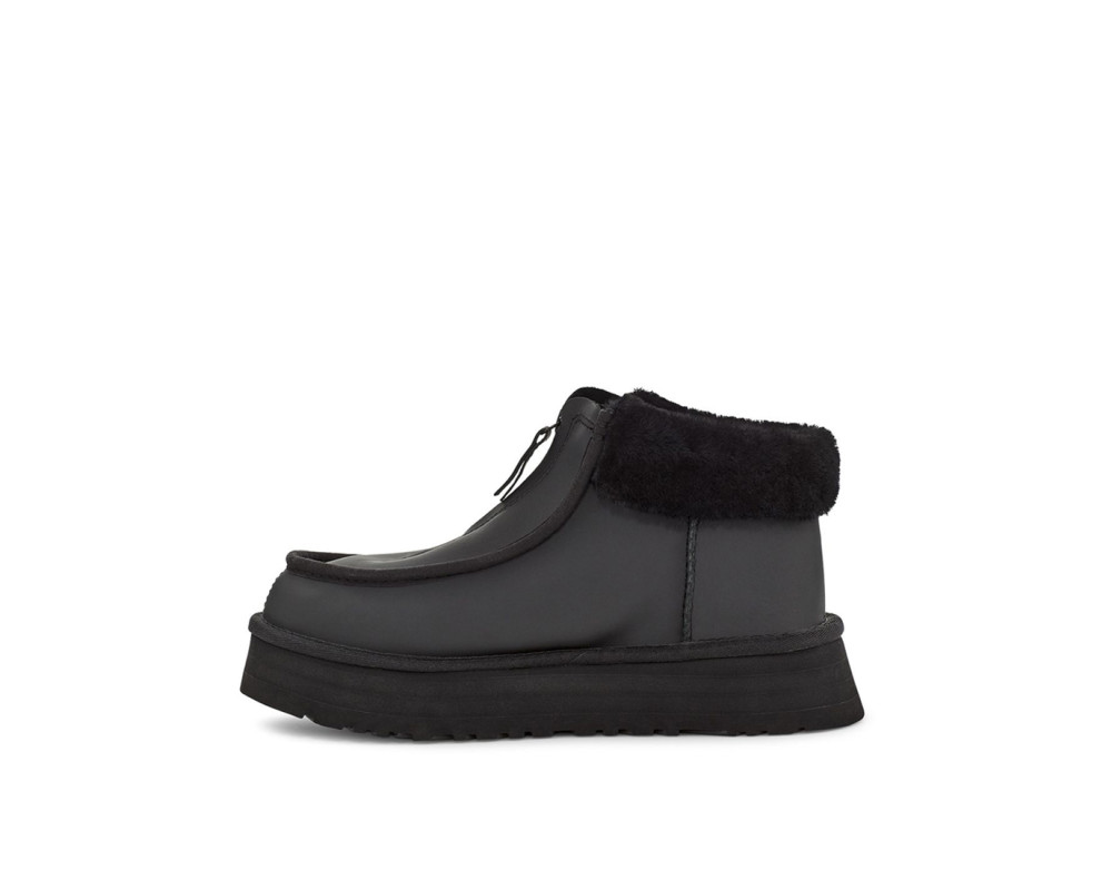 UGG Funkette Platform Leather Black