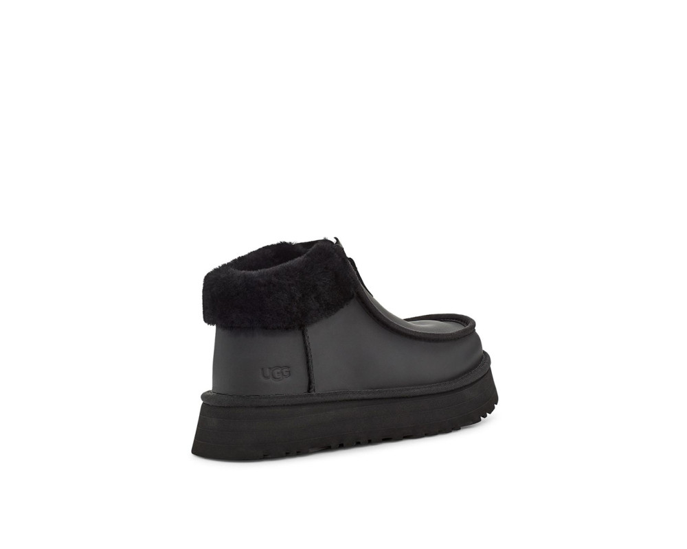 UGG Funkette Platform Leather Black