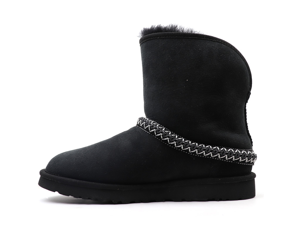UGG Classic Short Cresent Black