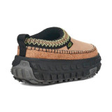 UGG Venture Daze - Sand/Black