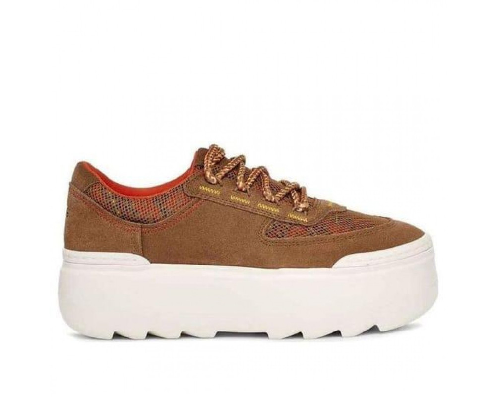 UGG Marin Mega Lace Chestnut White