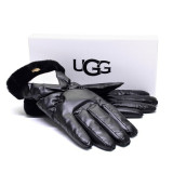 UGG Glove Touch Black