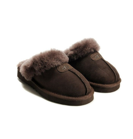 UGG Slippers Scufette Chocolate