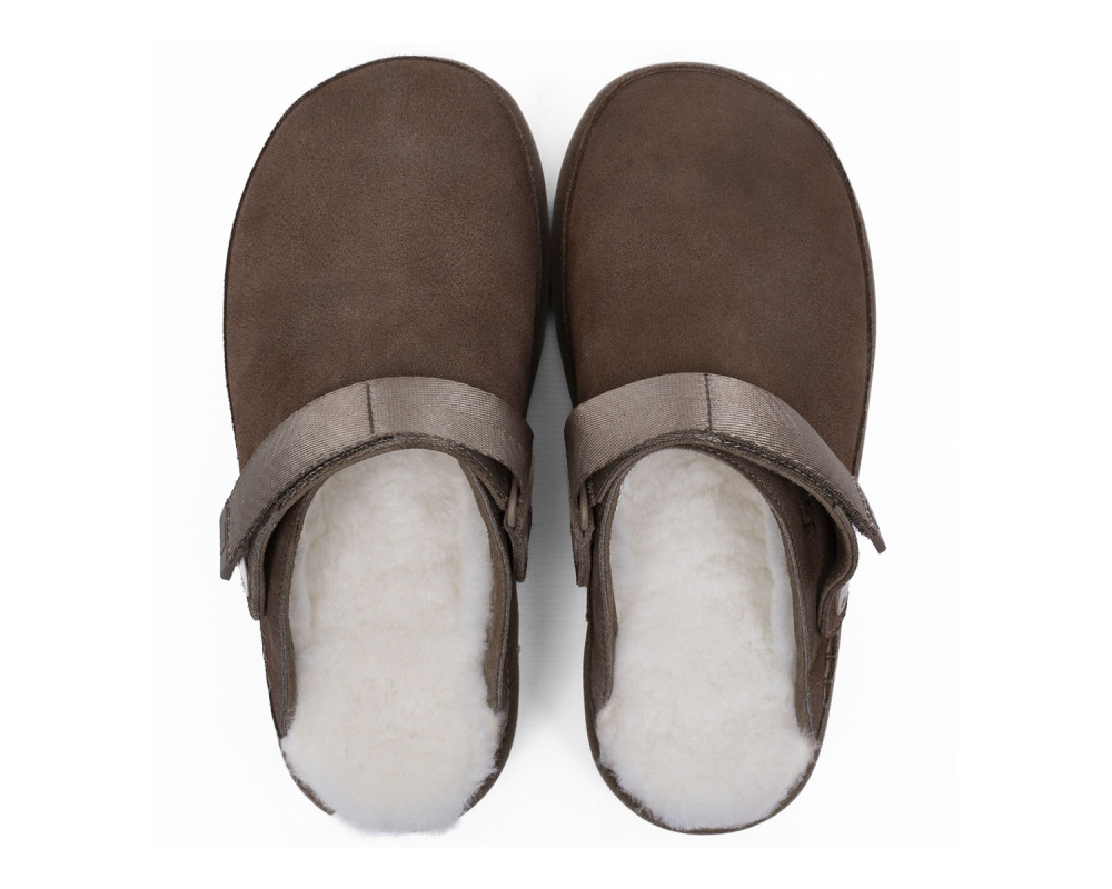 UGG Goldenstar Clog Chocolate