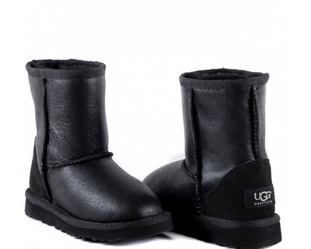 UGG Kids Classic Short Metallic Black