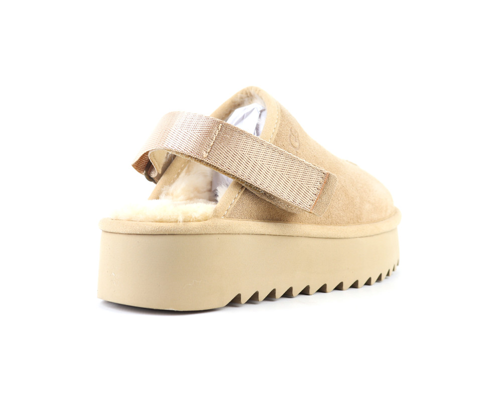 UGG Goldenstar Clog Platform Sand