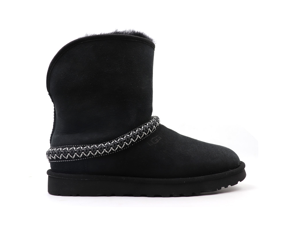 UGG Classic Short Cresent Black